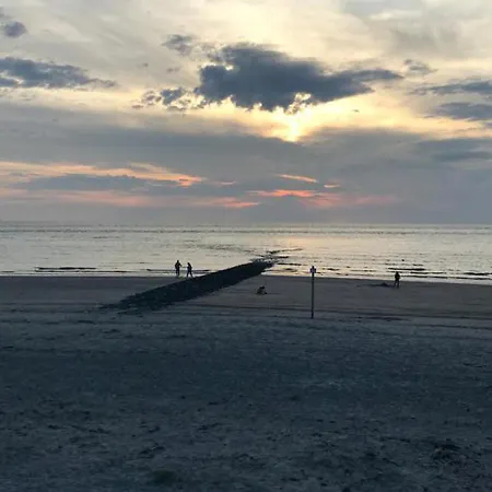 Strandloft Eins Апартаменты